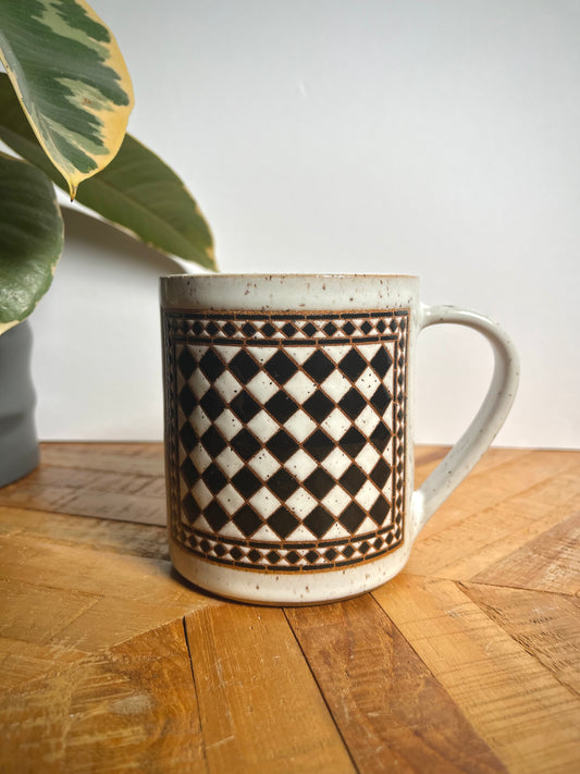 Right-handed Victorian Style Tile Mug